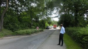 "Die Wilstedter Straße ist rott!", so Bürgermeister Stefan Bauer