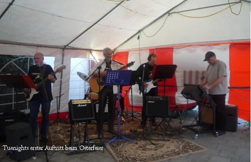 Partyband Tuenight begeistert beim Osterfeuer