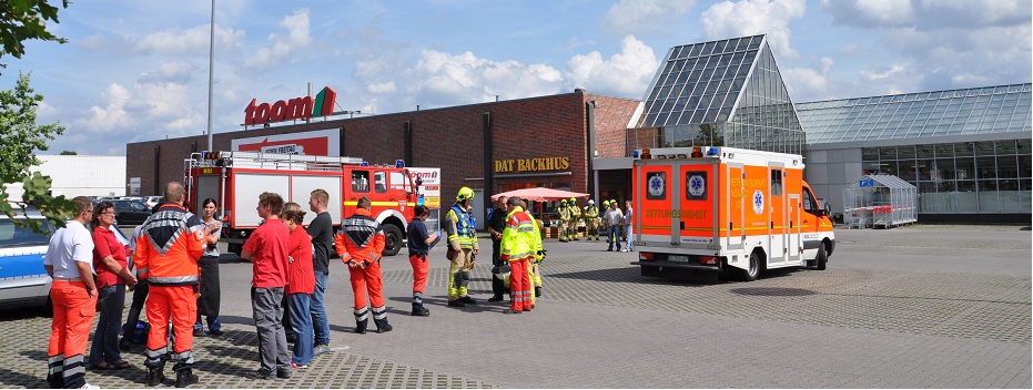 Kloreiniger löste Gasalarm bei toom aus… Baumarkt evakuiert… Zwölf Verletzte im Krankenhaus!