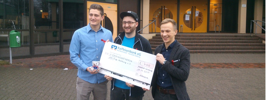 Welt-Aids-Tag am Alstergymnasium – Schüler organisieren Tombola-Aktion und verteilen Kondome