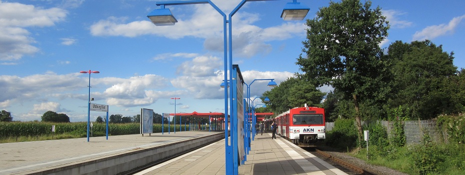 AKN Linie A3: Busse zwischen Ulzburg Süd und Elmshorn